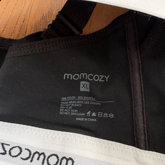 Momcozy Black Sports Bra - Picture 3 of 3